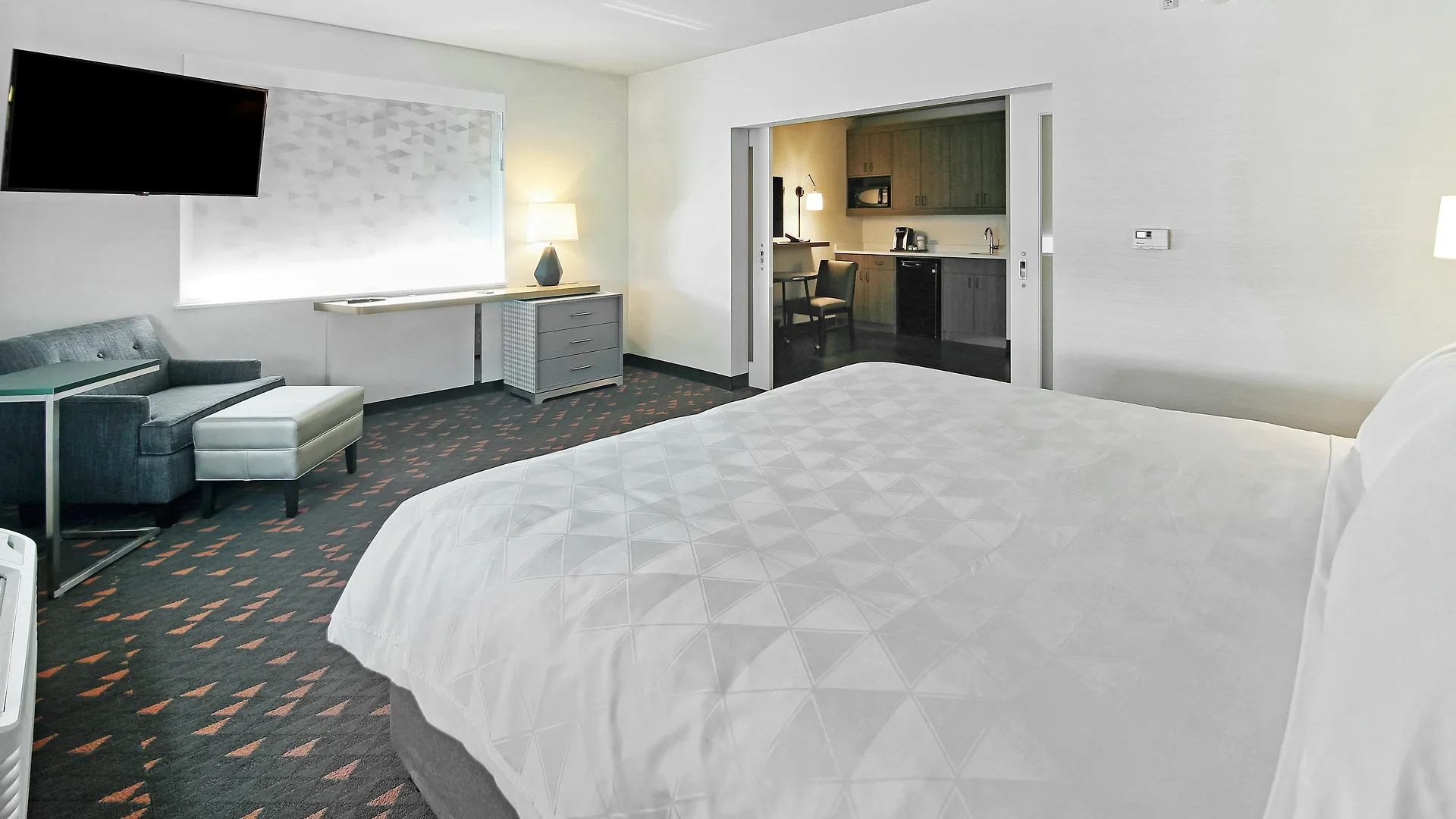 Holiday Inn Hotel & Suites - Calgary Airport North By Ihg