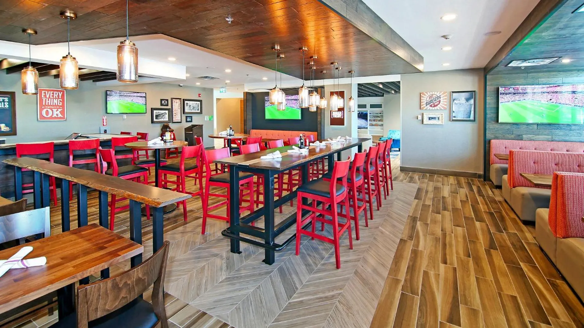***  Holiday Inn Hotel & Suites - Calgary Airport North By Ihg Canada