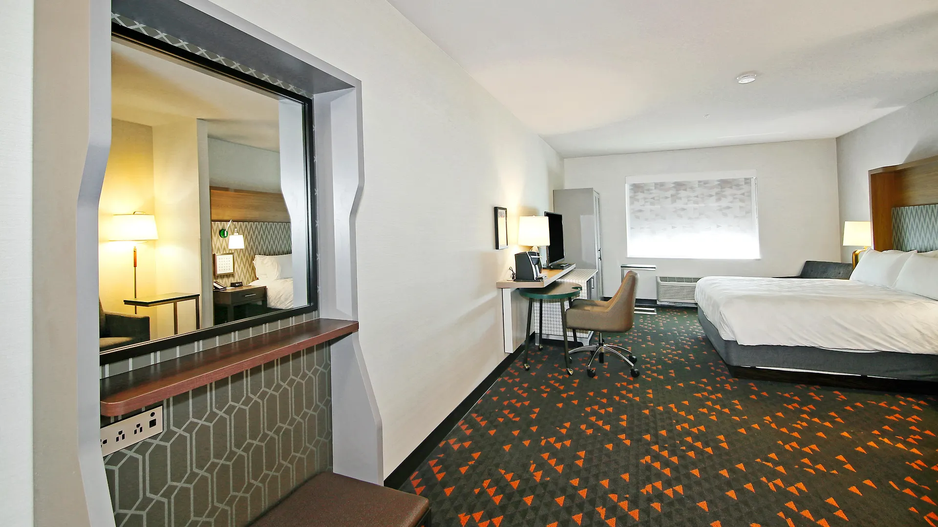 Holiday Inn Hotel & Suites - Calgary Airport North By Ihg