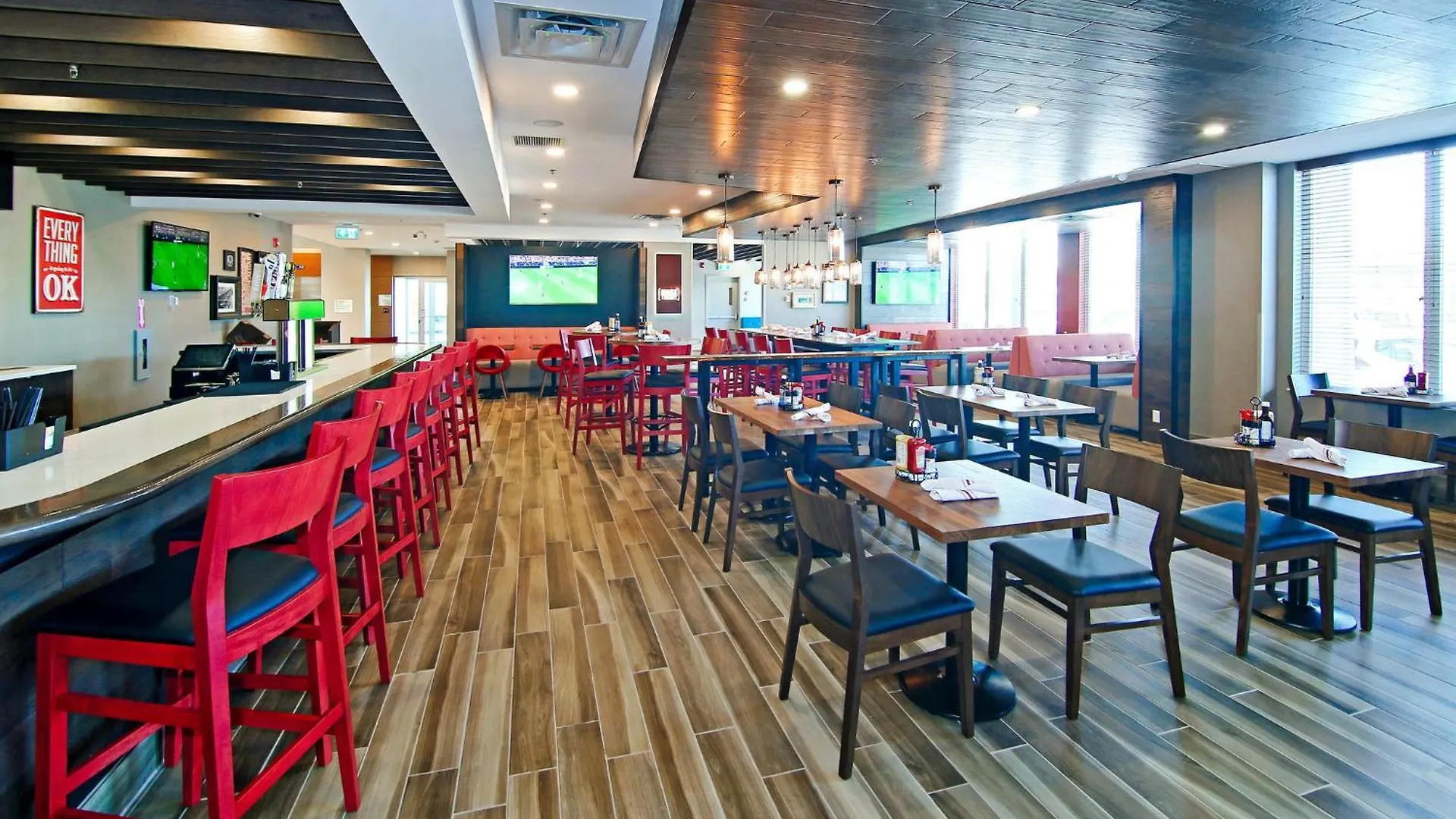Holiday Inn Hotel & Suites - Calgary Airport North By Ihg