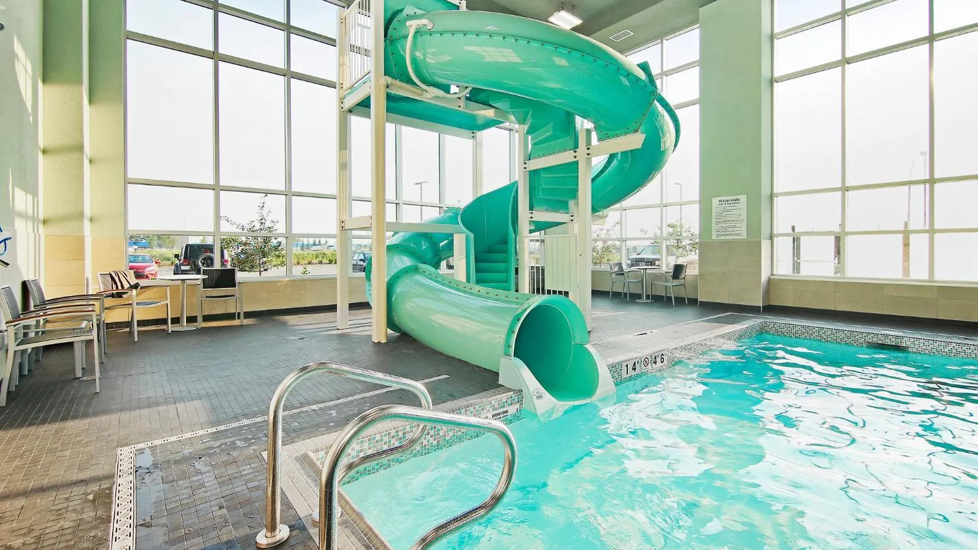 Holiday Inn Hotel & Suites - Calgary Airport North By Ihg 3*,  Canada
