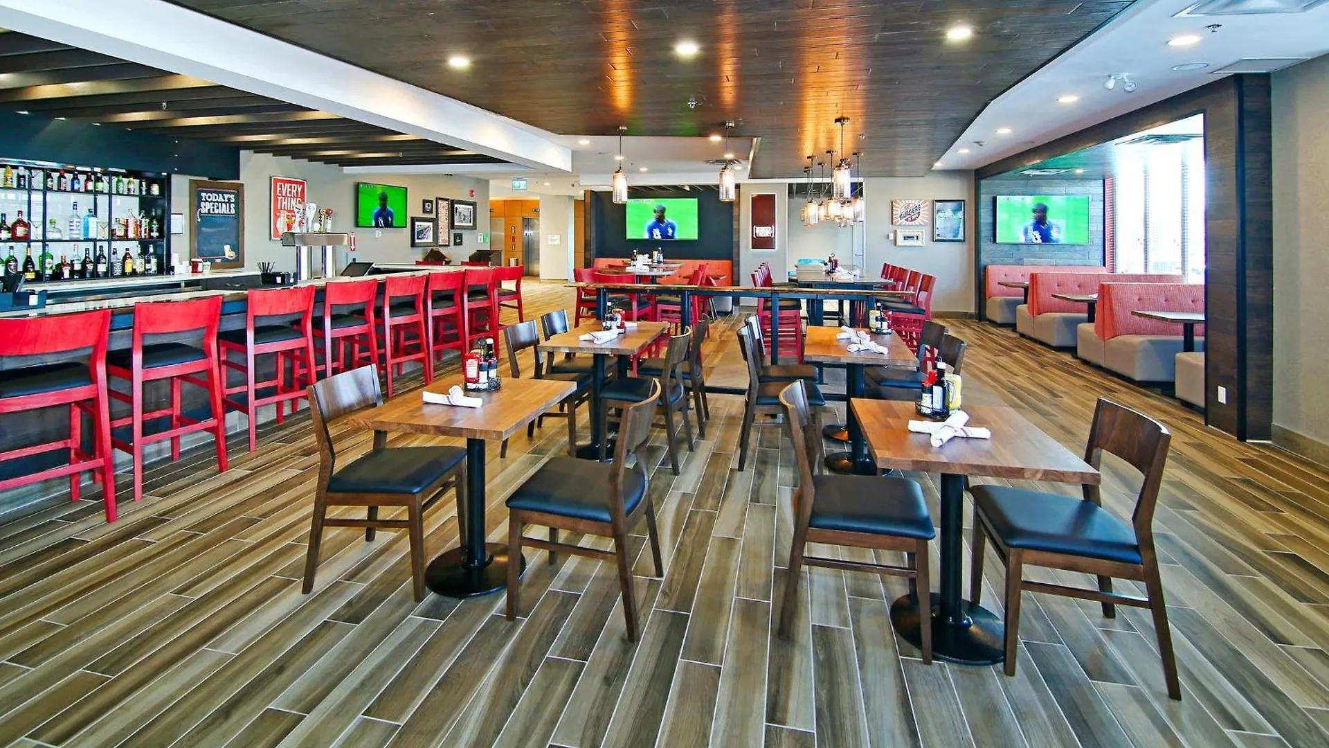 ***  Holiday Inn Hotel & Suites - Calgary Airport North By Ihg Canada